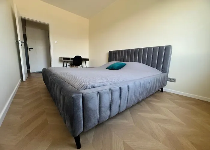 Stylish 3 Bedroom With Balcony Apartamento *