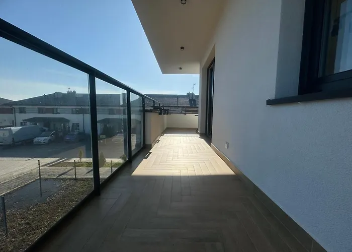 Apartamento Stylish 3 Bedroom With Balcony Płock